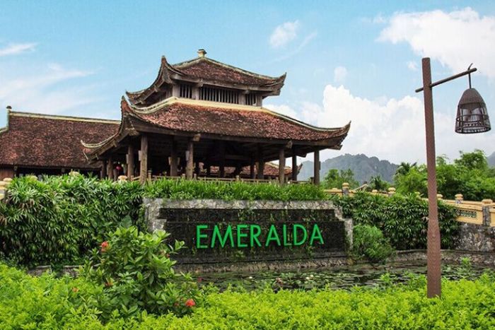 TOUR HÀ NỘI - EMERALDA RESORT (5 SAO) 2N1Đ