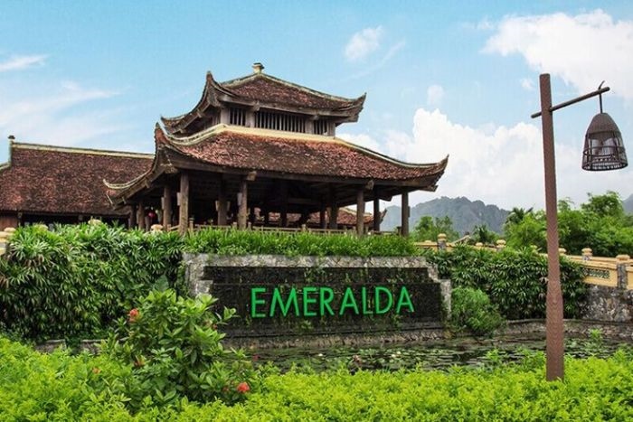 TOUR HÀ NỘI - EMERALDA RESORT (5 SAO) 2N1Đ
