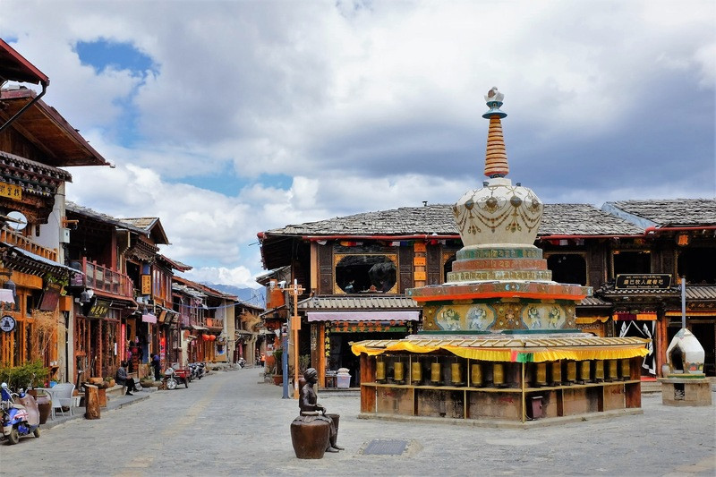 TOUR HÀ NỘI – CÔN MINH- LỆ GIANG – SHANGRI LA (6 NGÀY 5 ĐÊM) – BAY 3 CHẶNG MU